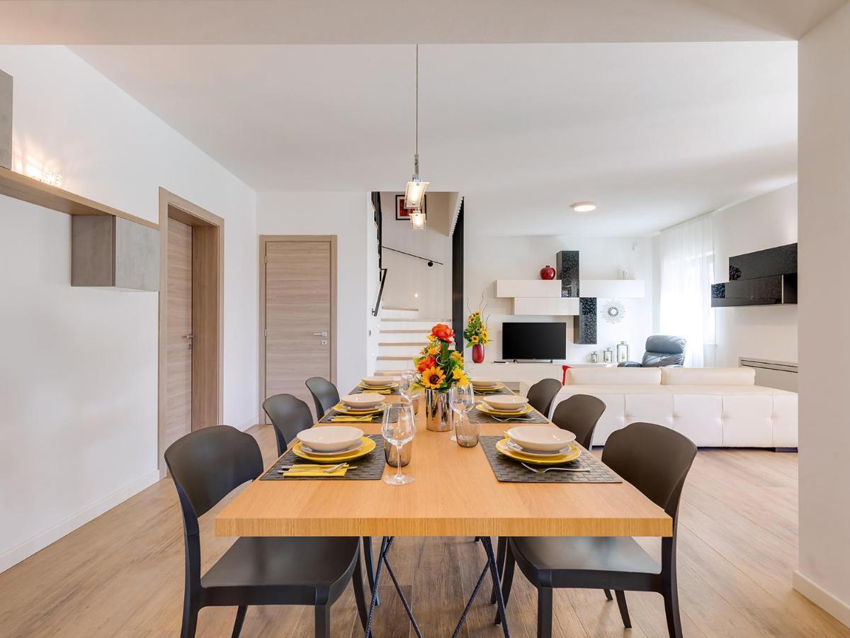 Villa Flora Vabriga Tar-Vabriga Екстер'єр фото