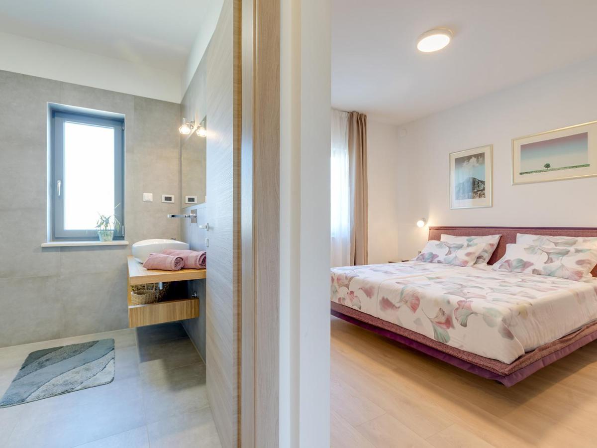 Villa Flora Vabriga Tar-Vabriga Екстер'єр фото