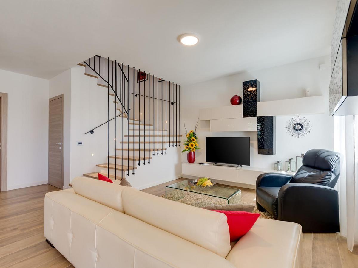 Villa Flora Vabriga Tar-Vabriga Екстер'єр фото